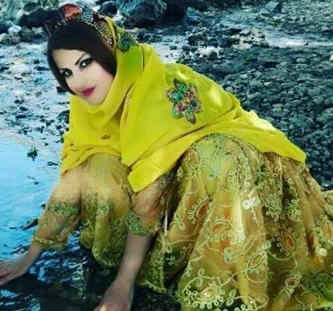 عشقم، نفسـم، قند و نبات و شکلاتم
